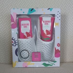 Blooming Rose Calming Foot Spa Care Set